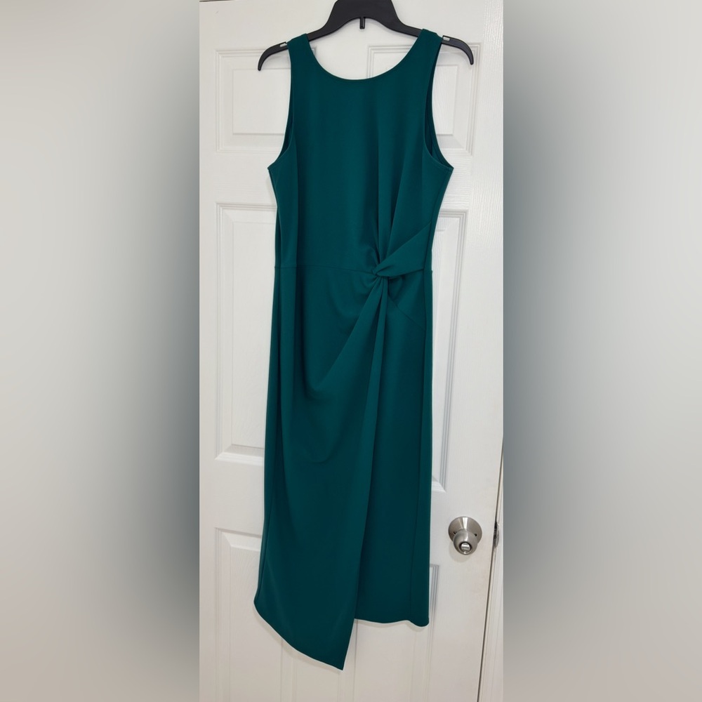 Love...Ady Twist Front Scuba Crepe Dress